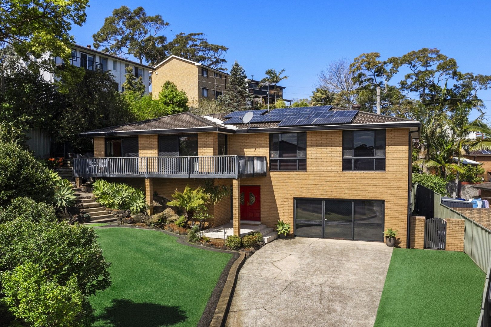 4 bedrooms House in 12 Kurrewa Place KAREELA NSW, 2232