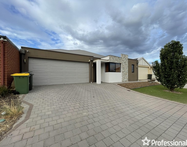 12 Crouch Place, Canning Vale WA 6155