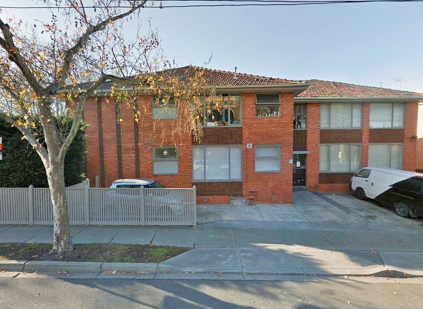 2 bedrooms Apartment / Unit / Flat in 4/179 Auburn Road HAWTHORN VIC, 3122