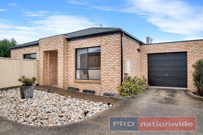 Picture of 5/34 Menhennet Drive, DELACOMBE VIC 3356
