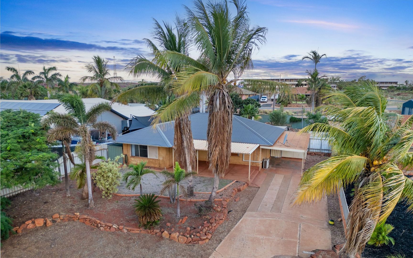 7 Giles Crescent, Dampier WA 6713, Image 2