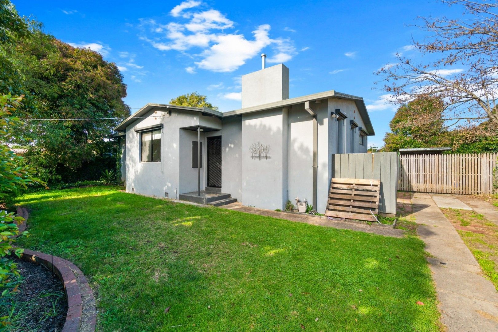 12 Bergen Crescent, Sale VIC 3850, Image 0