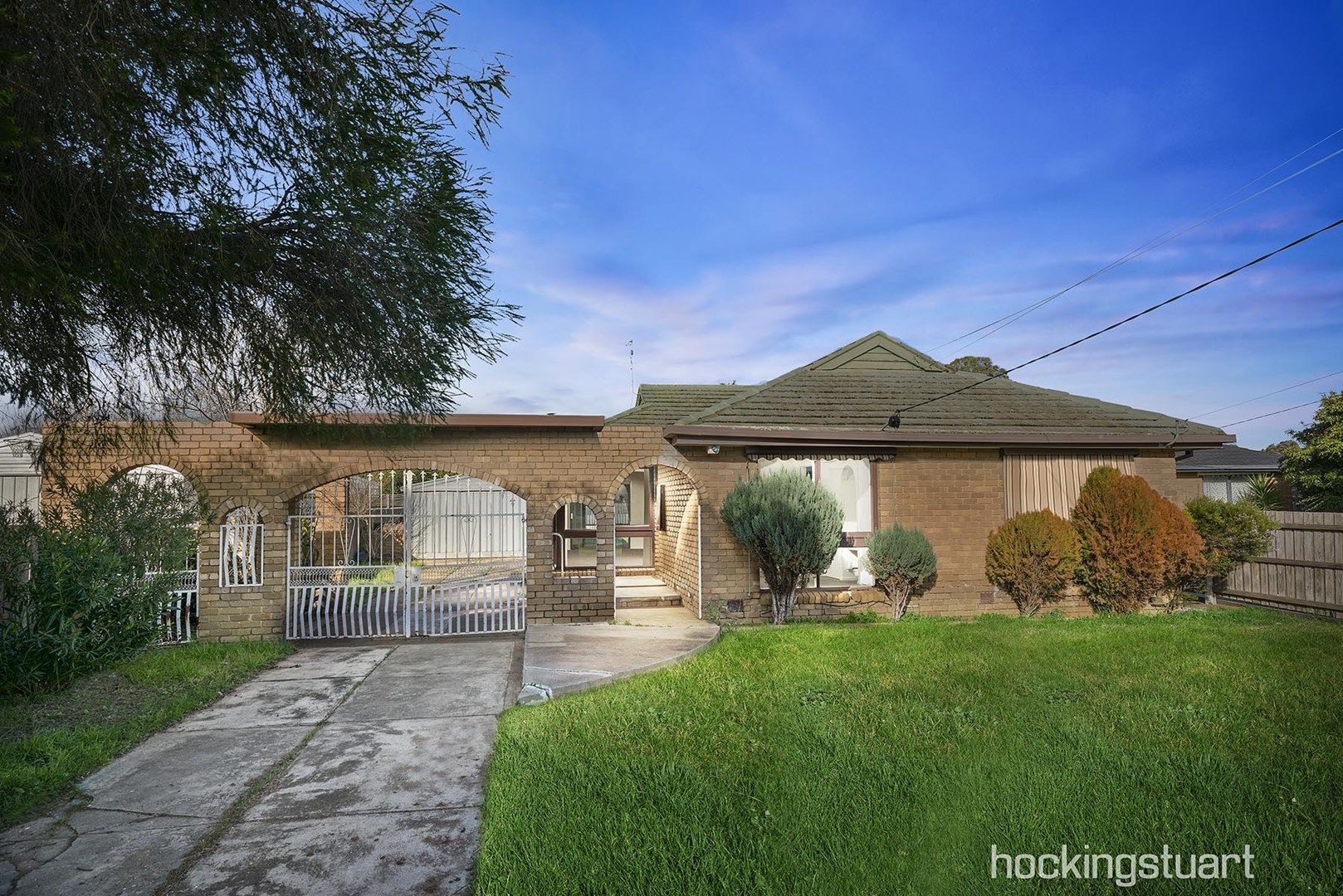 3 bedrooms House in 12 Kyora Court MELTON VIC, 3337