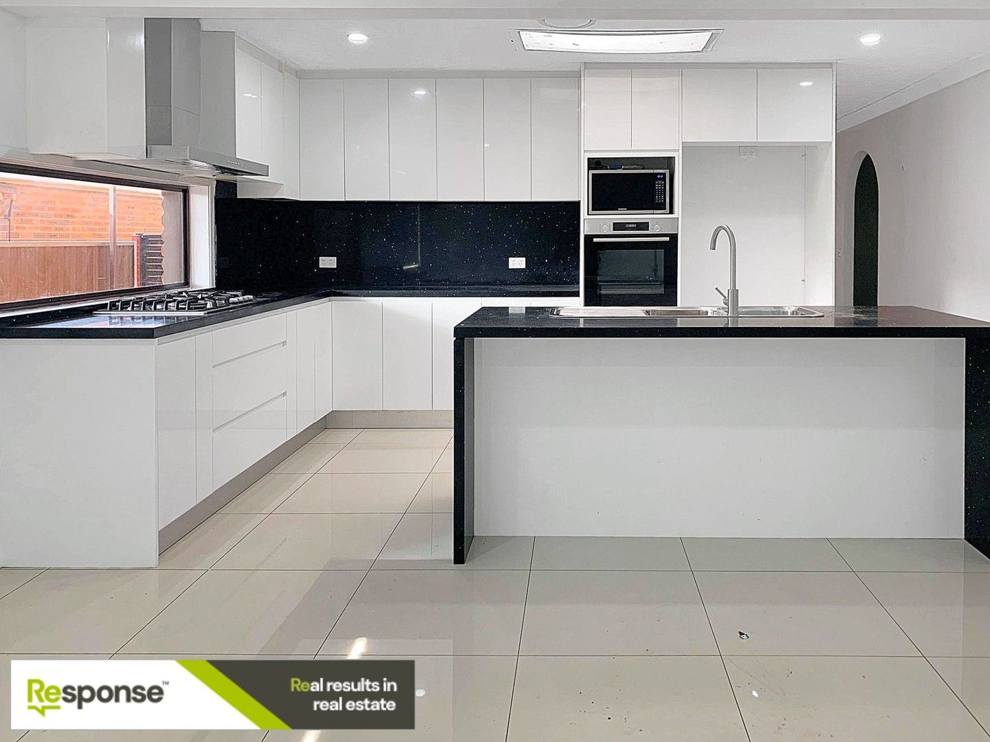 6 bedrooms House in 65 Terrigal Street MARAYONG NSW, 2148