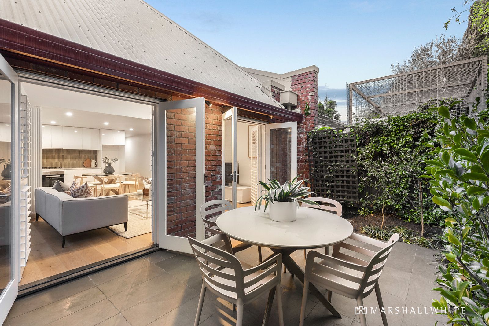 16 Lang Street, South Yarra VIC 3141, Image 2