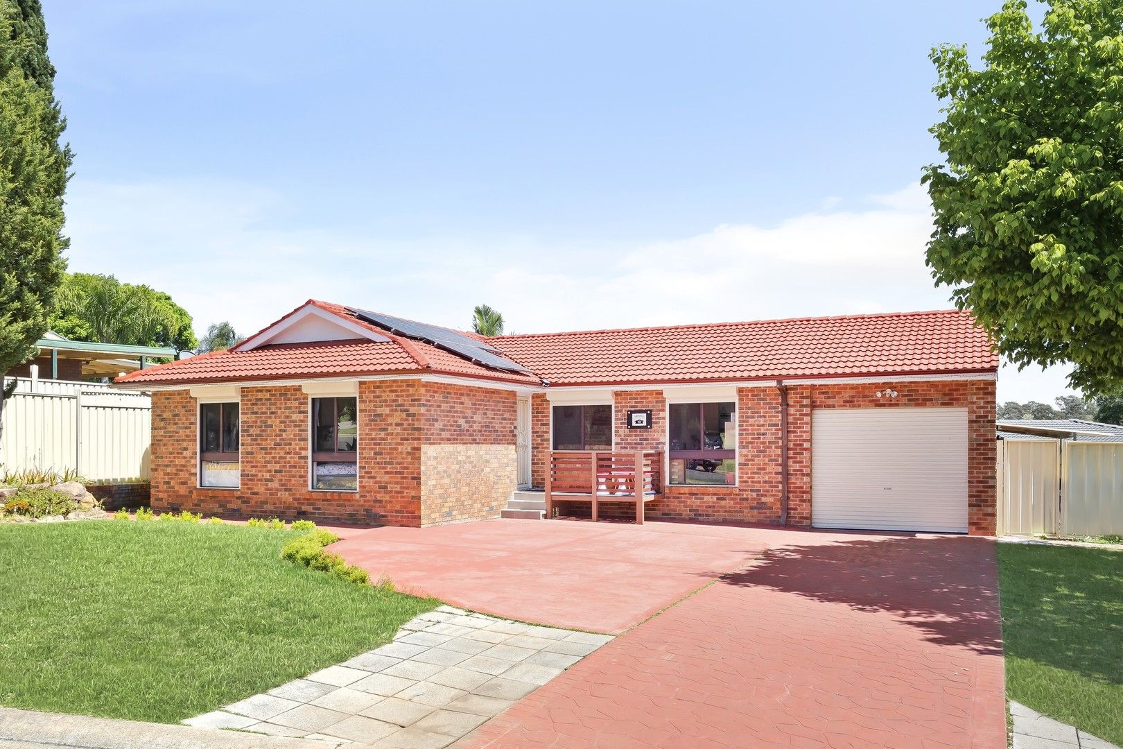4 bedrooms House in 12 Agrippa Street ROSEMEADOW NSW, 2560