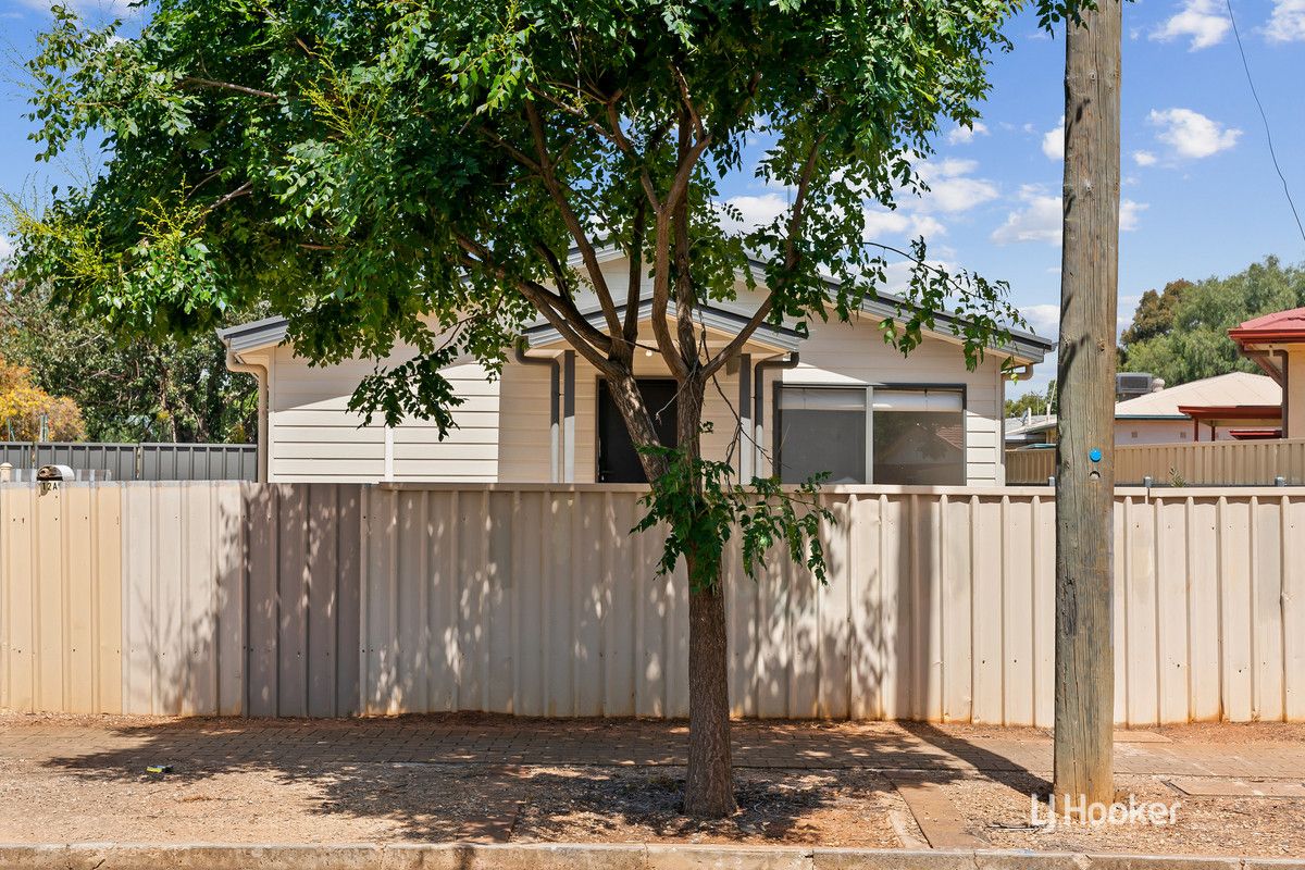 12A Donnington Road, Elizabeth North SA 5113, Image 2