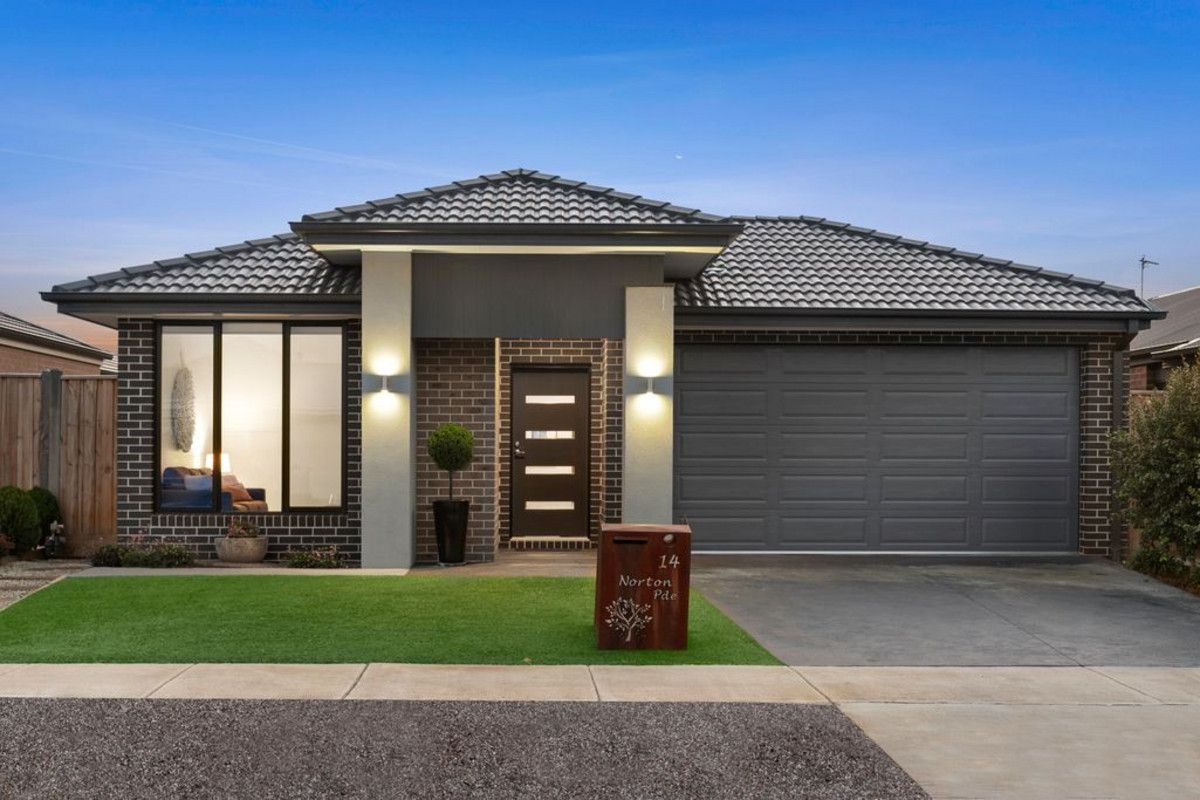 3 bedrooms House in 14 Norton Parade CHARLEMONT VIC, 3217