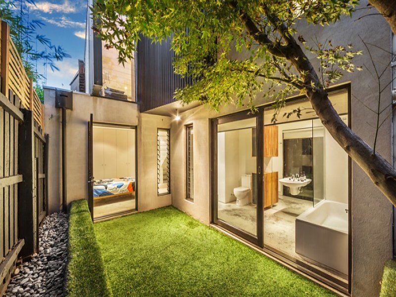 15 Mckendrick Lane, West Melbourne VIC 3003