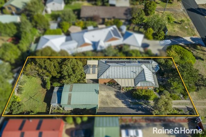 Picture of 17 Bolithos Road, RIDDELLS CREEK VIC 3431