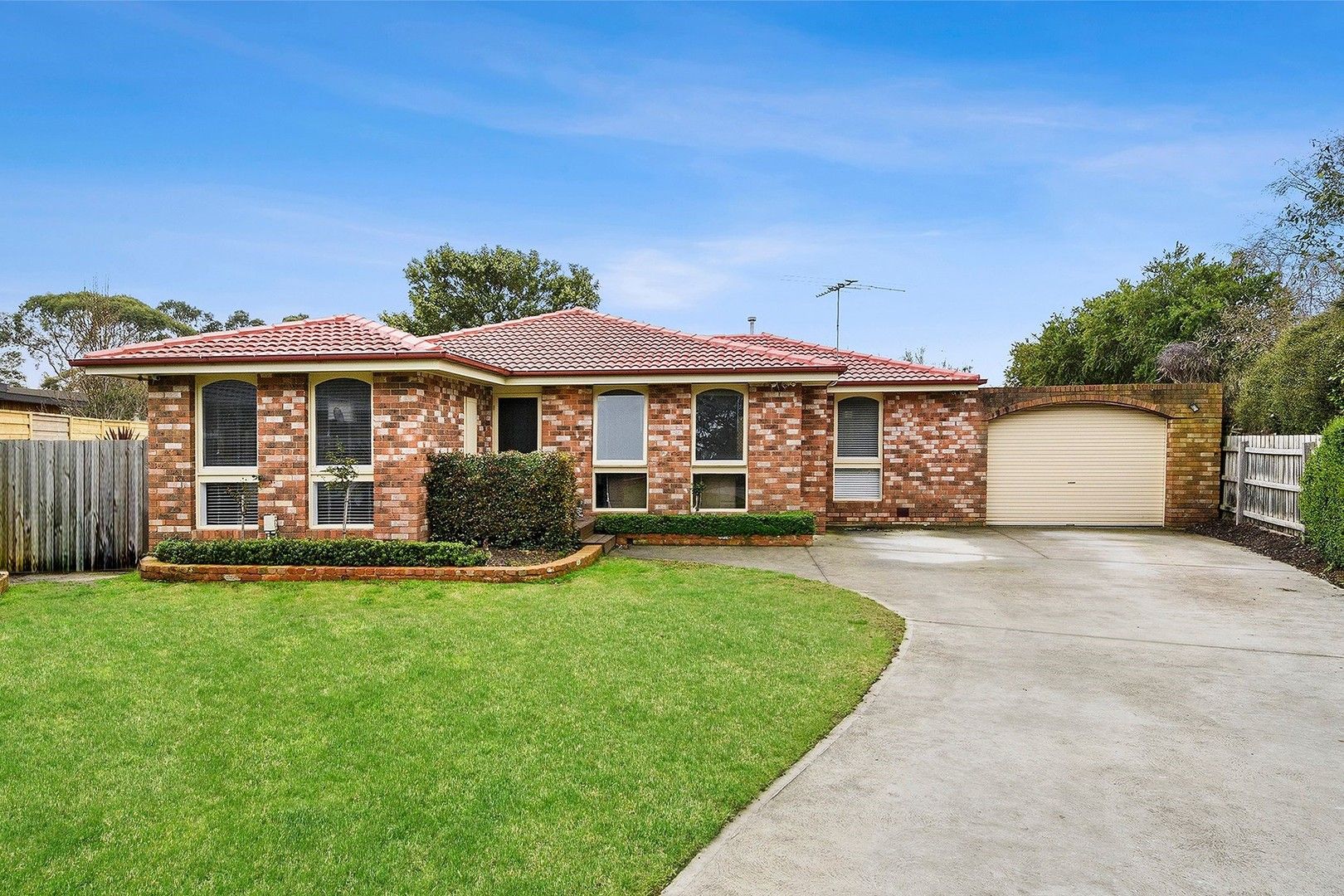 3 bedrooms House in 3 Marillac Court FRANKSTON VIC, 3199