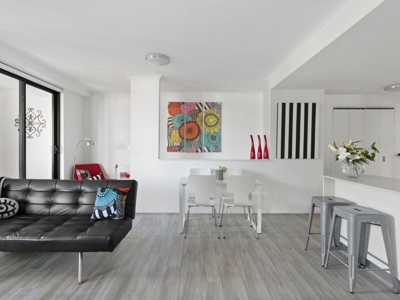 C301/8 Loveridge Street, Alexandria NSW 2015, Image 2