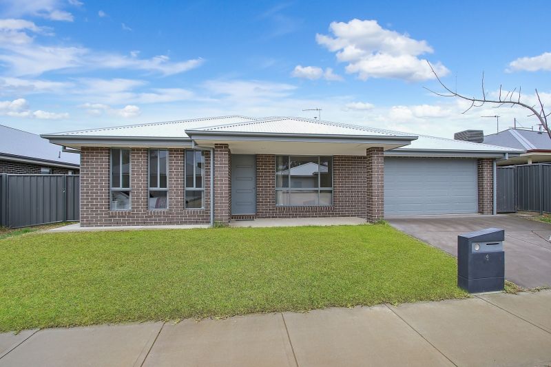 4 Lankester Court, Thurgoona NSW 2640, Image 0