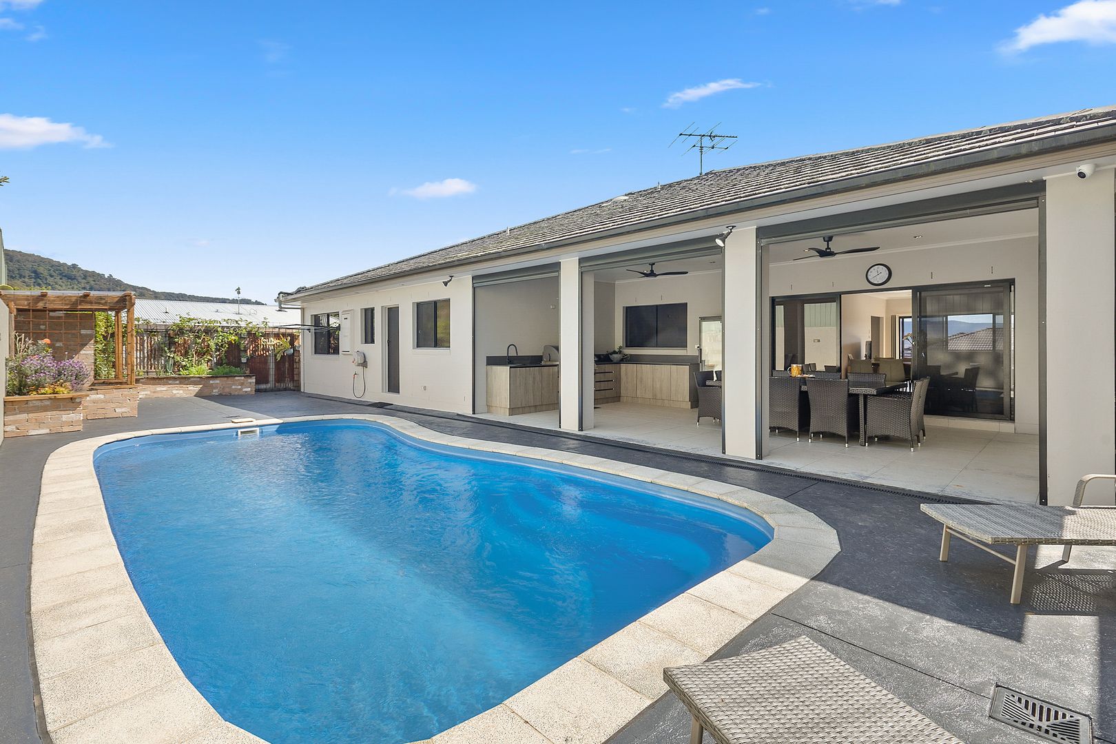 16 Danjera Drive, Albion Park NSW 2527, Image 1