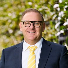 Ray White Kensington - Andrew Welch