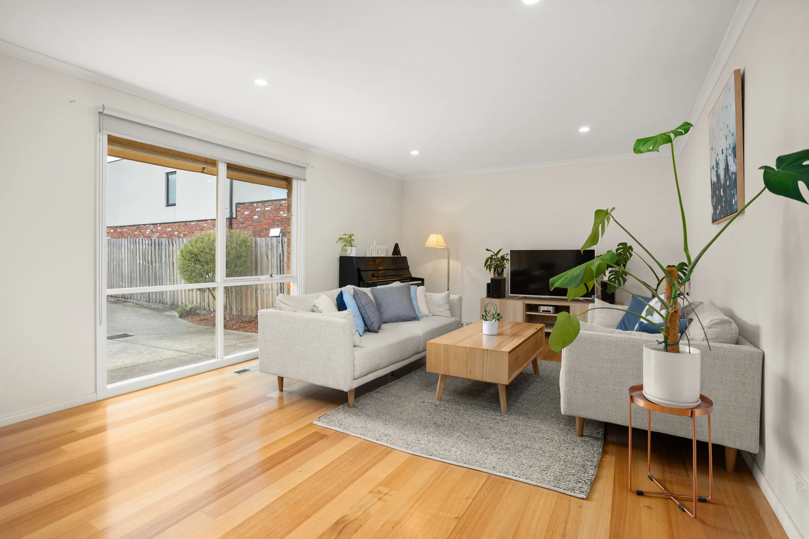 Additional image 4 of 2/24 Edmonds Avenue, Ashwood VIC 3147