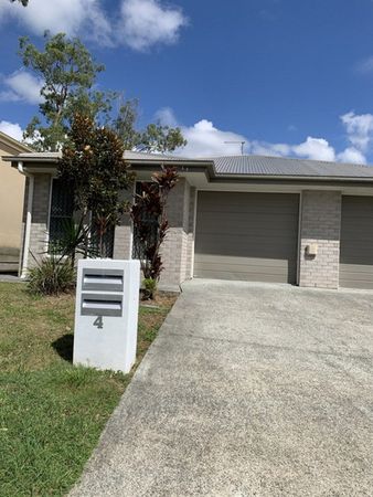 1/4 Tabitha Court Bahrs Scrub QLD 4207 Duplex For Rent Domain