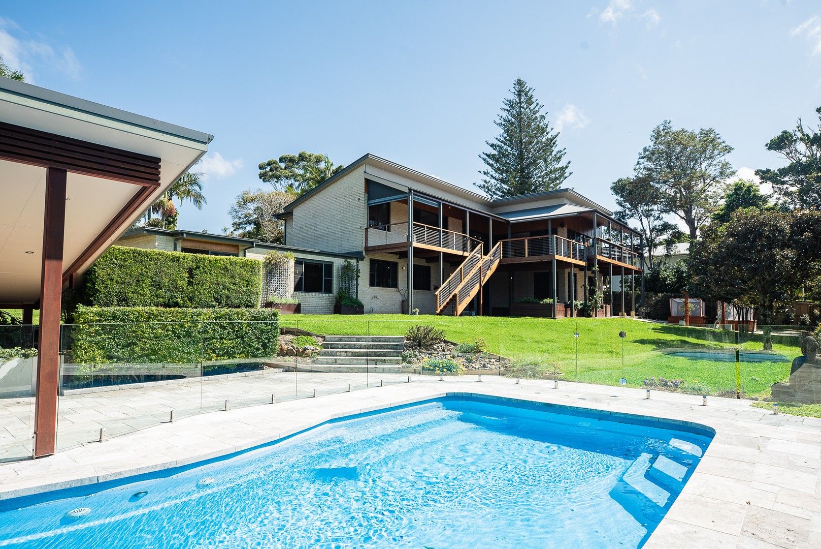 5 bedrooms House in 87 North Creek Road LENNOX HEAD NSW, 2478