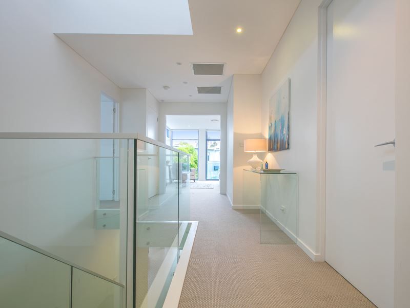 8 The Pointe, Bella Vista NSW 2153, Image 2