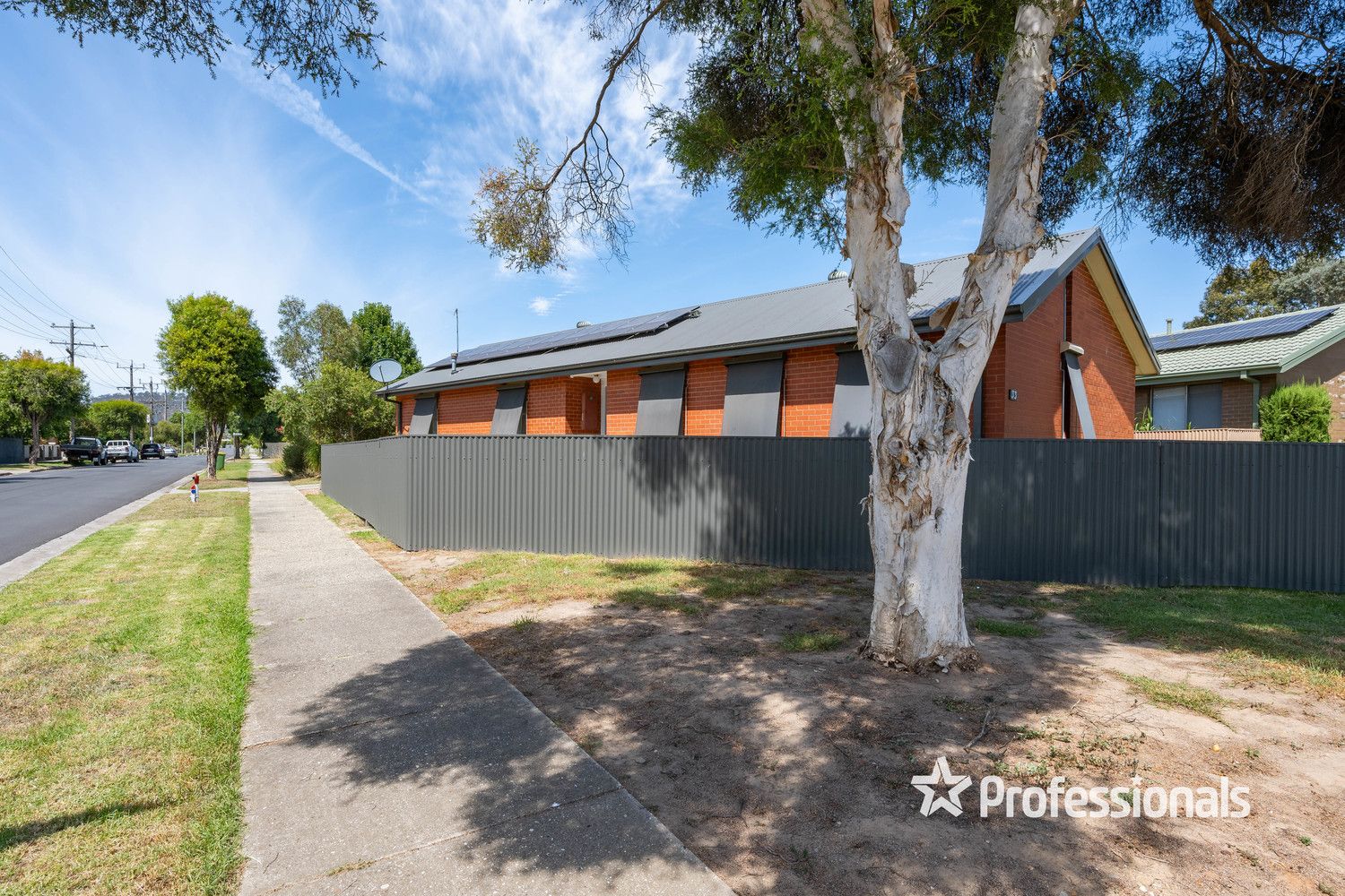 33 Lawrence Street, Wodonga VIC 3690 House For Rent Domain