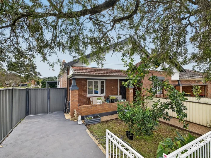 25 Lucerne Street, Belmore NSW 2192
