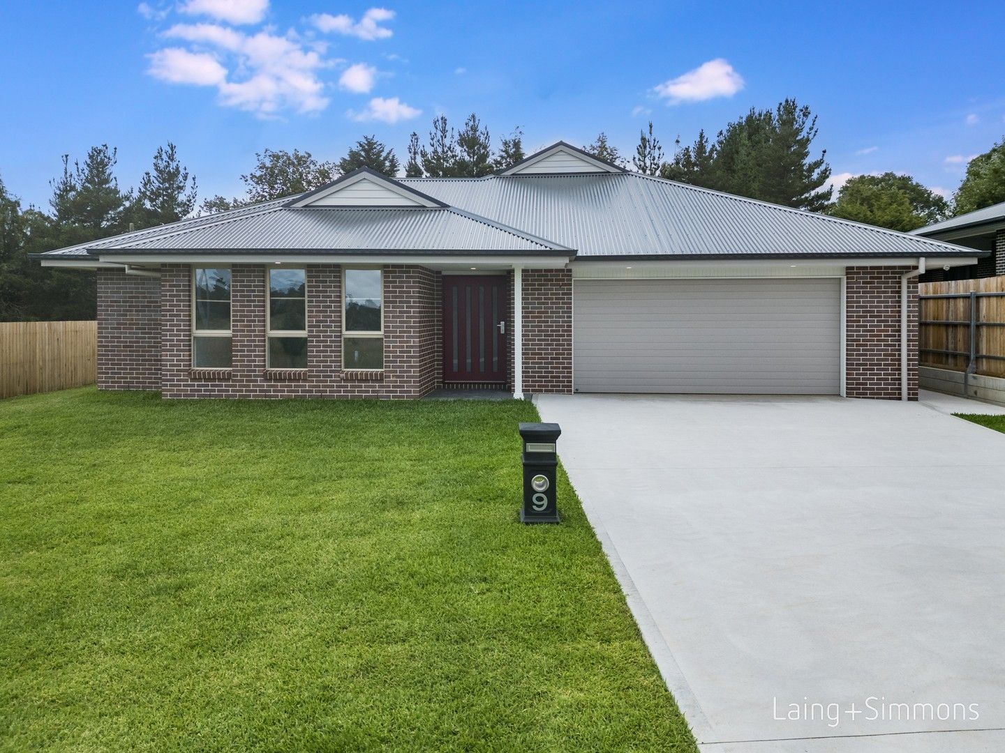 9 Melba Place, Armidale NSW 2350 Domain