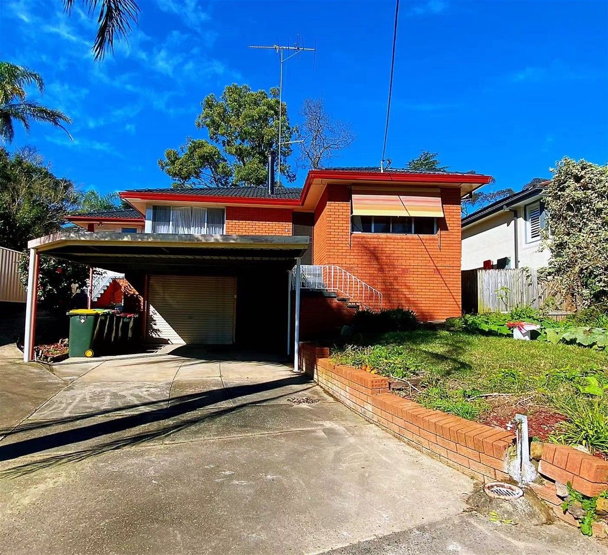 3 bedrooms House in 25 Farnsworth Ave CAMPBELLTOWN NSW, 2560