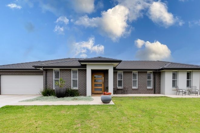 Picture of 4 Mogo Place, MOORE CREEK NSW 2340