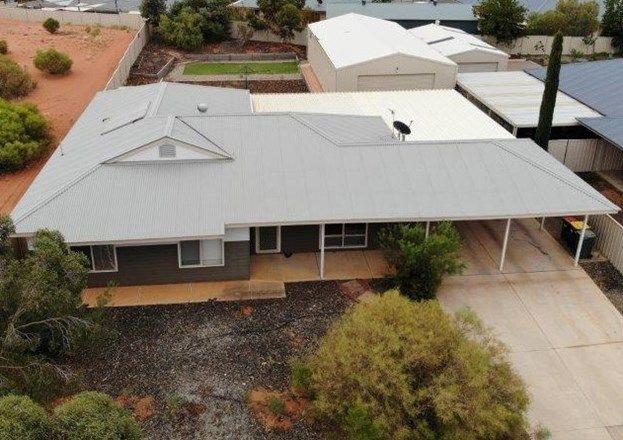 91 Tiliqua Crescent, Roxby Downs SA 5725, Image 2