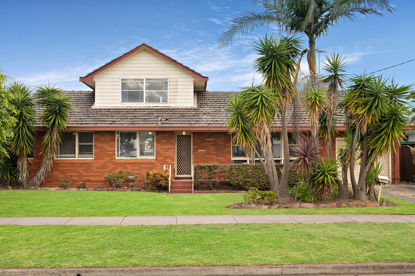 110 Kingswood Road, Engadine NSW 2233