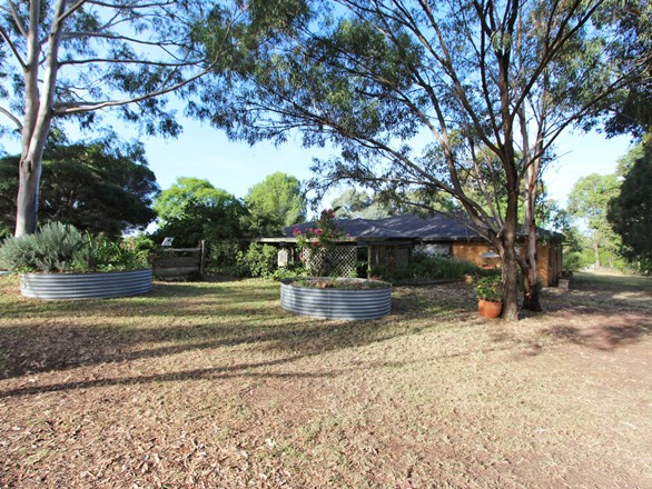 2292 Putty Road, Bulga NSW 2330