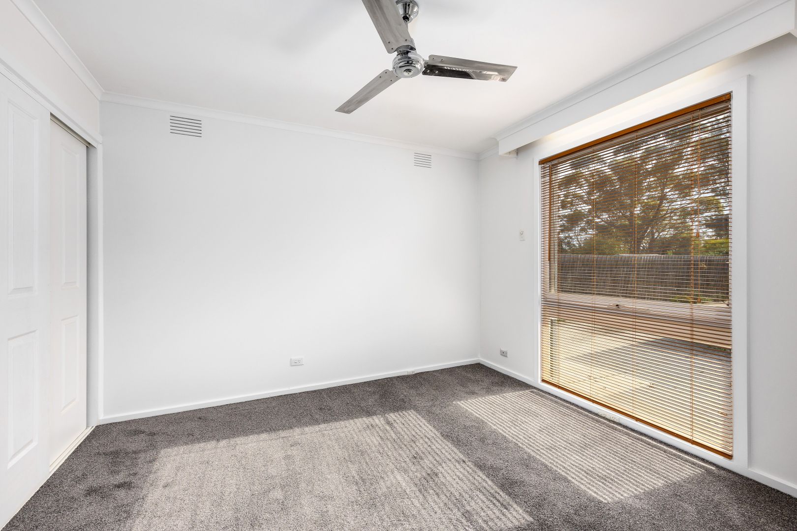 1/10 Fellowes Street, Seaford VIC 3198, Image 2