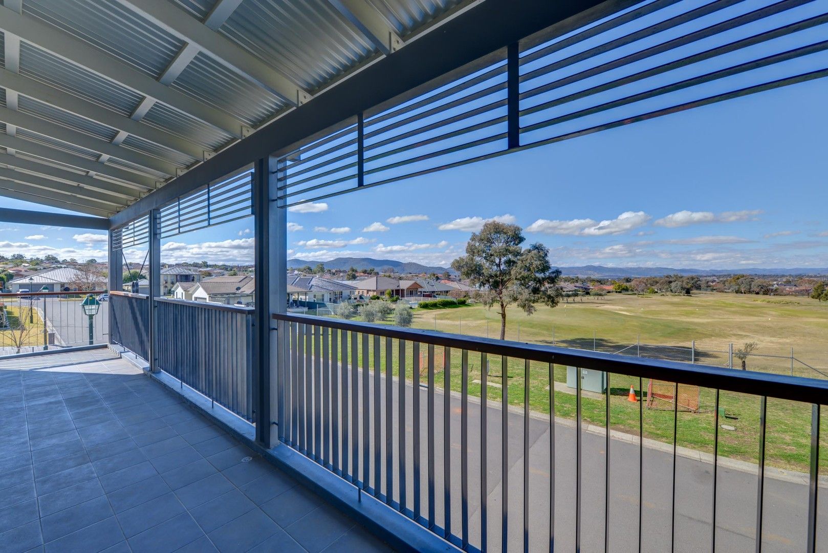 7/91 The Heights, Tamworth NSW 2340 Apartment For Rent 385 Domain