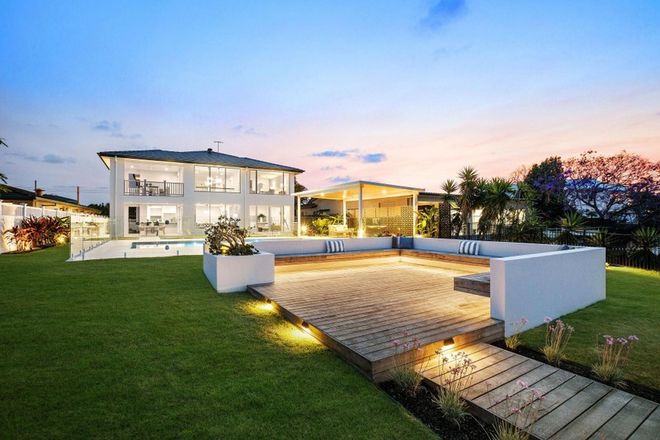1268 Real Estate Properties for Sale in Isle Of Capri, QLD, 4217 | Domain