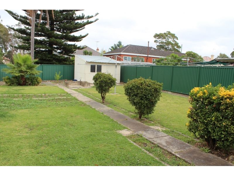 21 Oriental Street, Bexley NSW 2207, Image 2