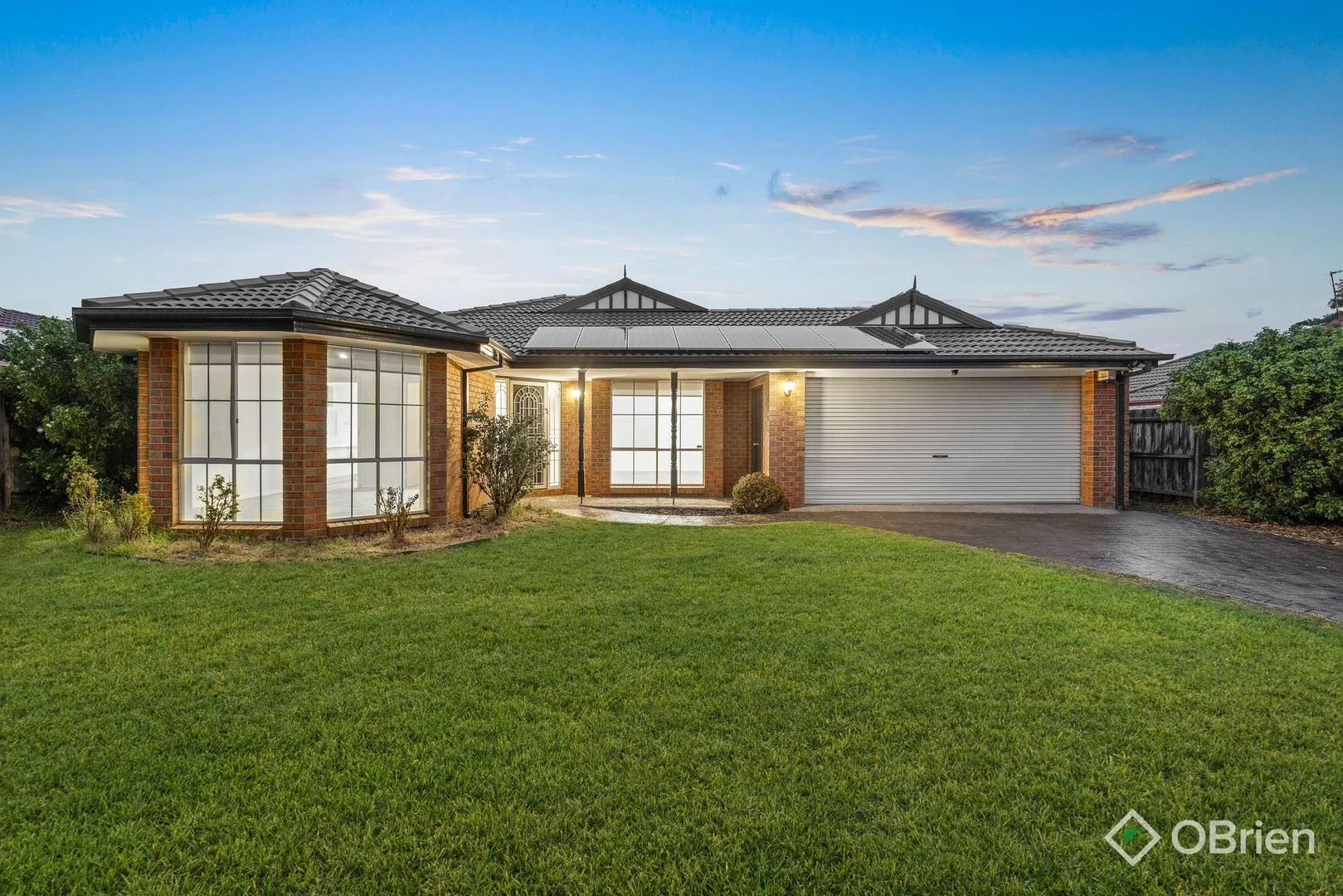 14 Carey Street, Cranbourne North VIC 3977
