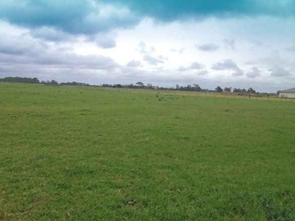 Lot 2 Soldiers Road, PAKENHAM SOUTH VIC 3810, Image 2