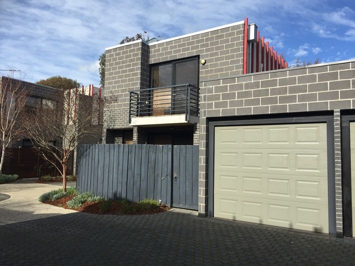 2 bedrooms House in 15/28-30 Olive Grove MENTONE VIC, 3194