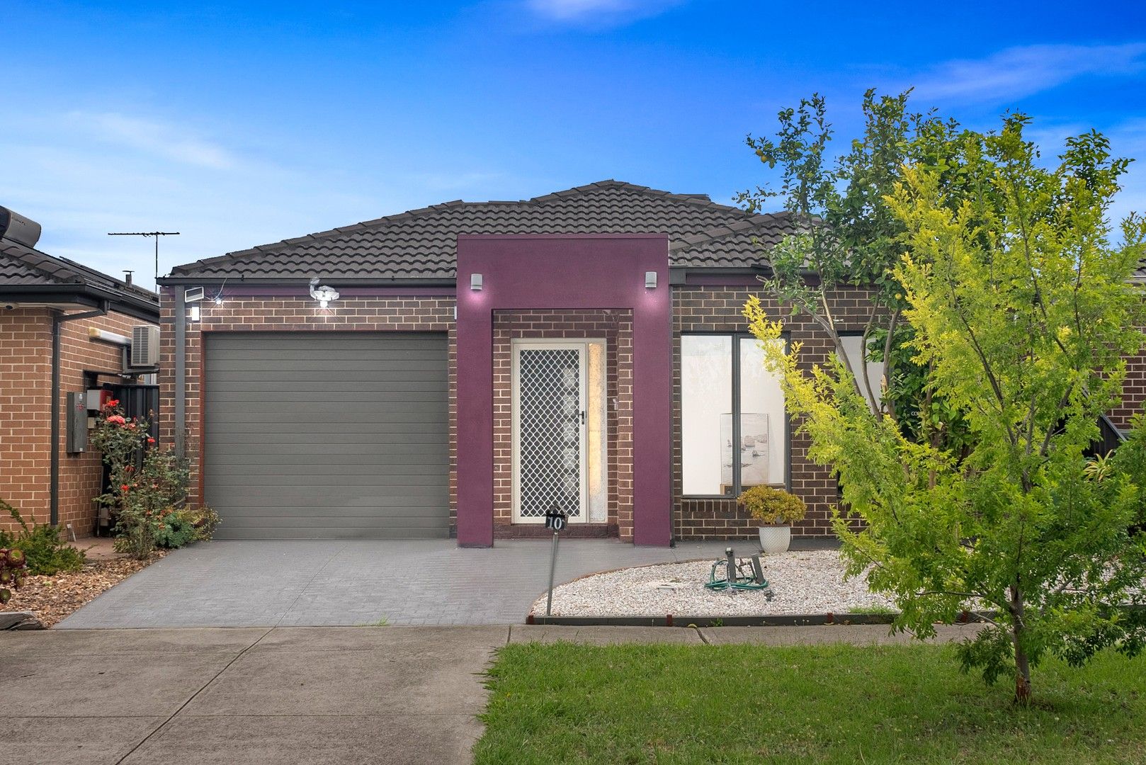 10 Holman Avenue, Craigieburn VIC 3064, Image 0