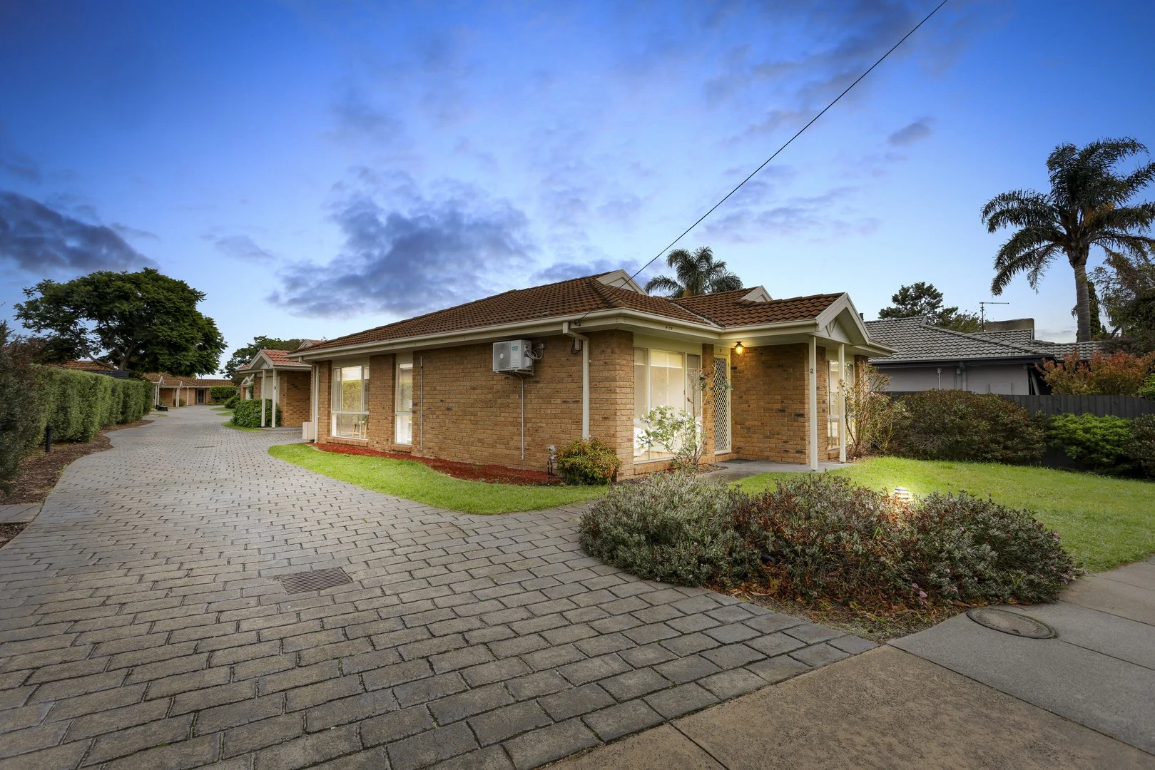 Primary image of 2/17-19 Hilda Street, Cheltenham VIC 3192