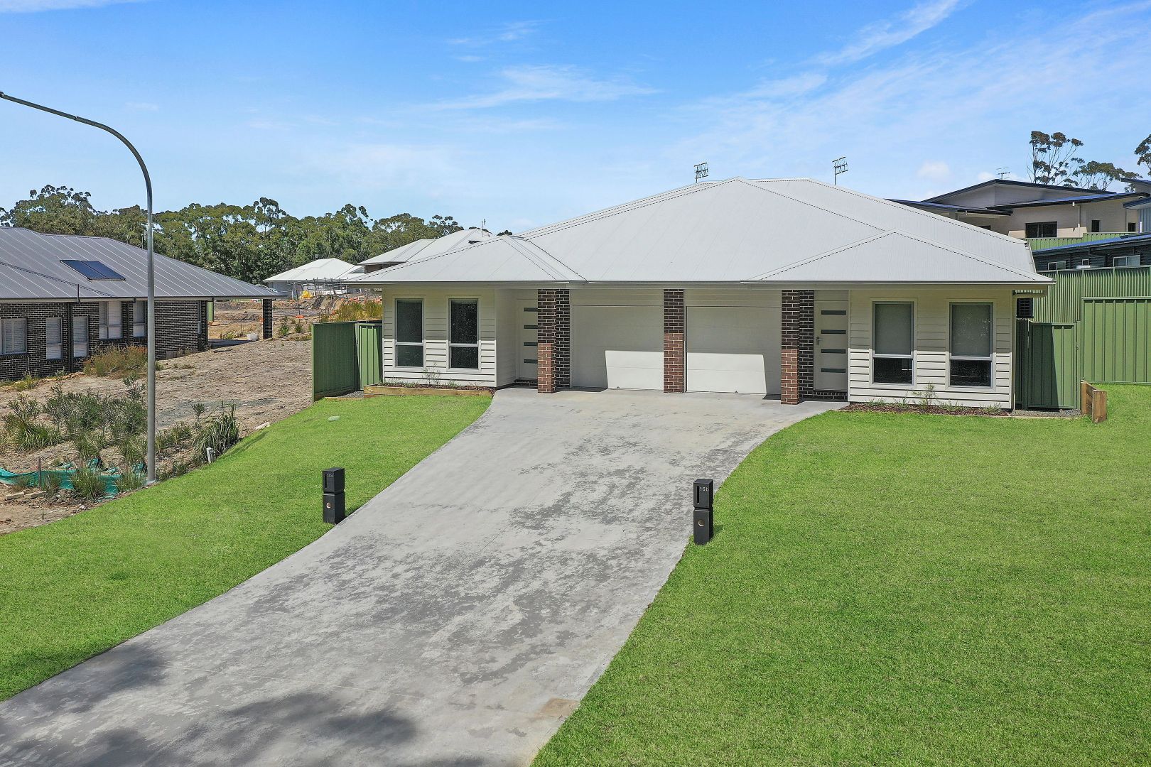 1/16 Brookwater Crescent, Mollymook Beach NSW 2539, Image 2
