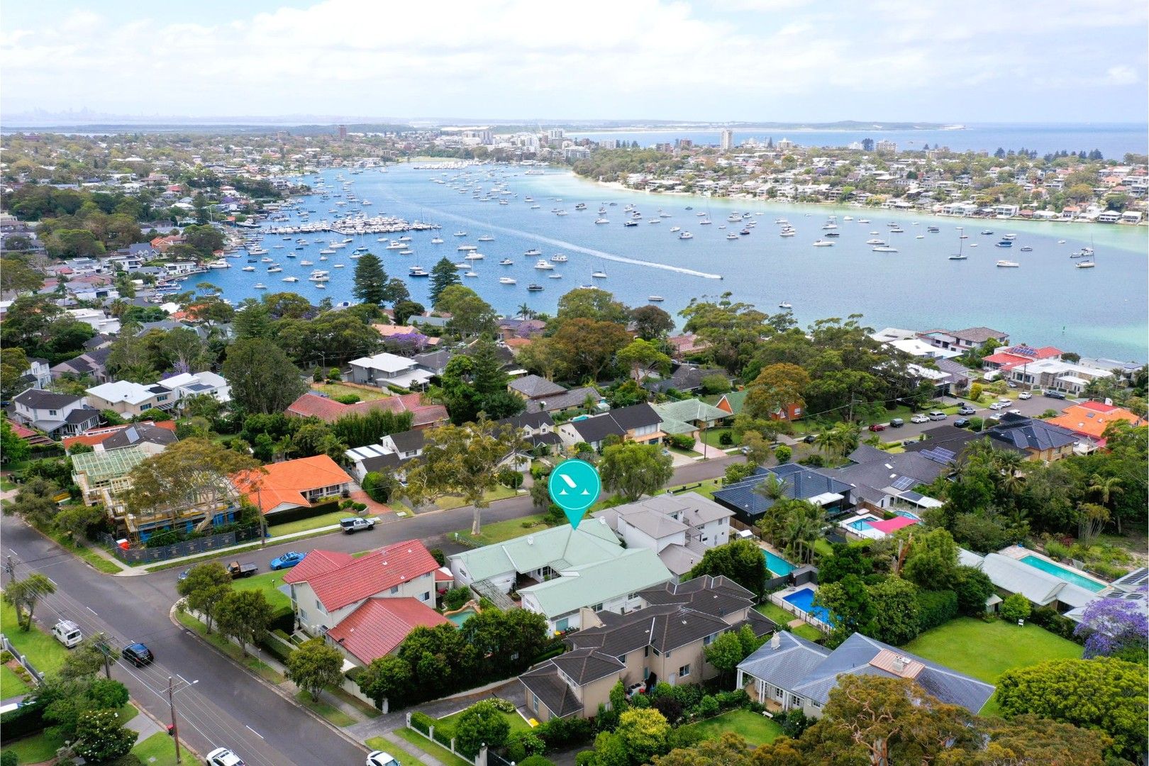 4 bedrooms House in 18 Binaville Avenue BURRANEER NSW, 2230