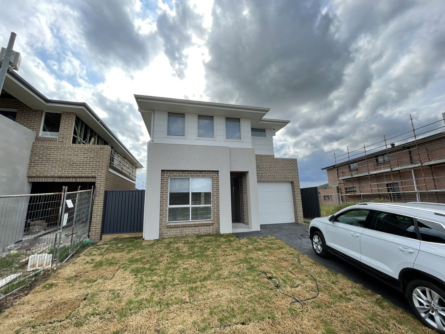 5 bedrooms House in 13 Ansell Street MARSDEN PARK NSW, 2765