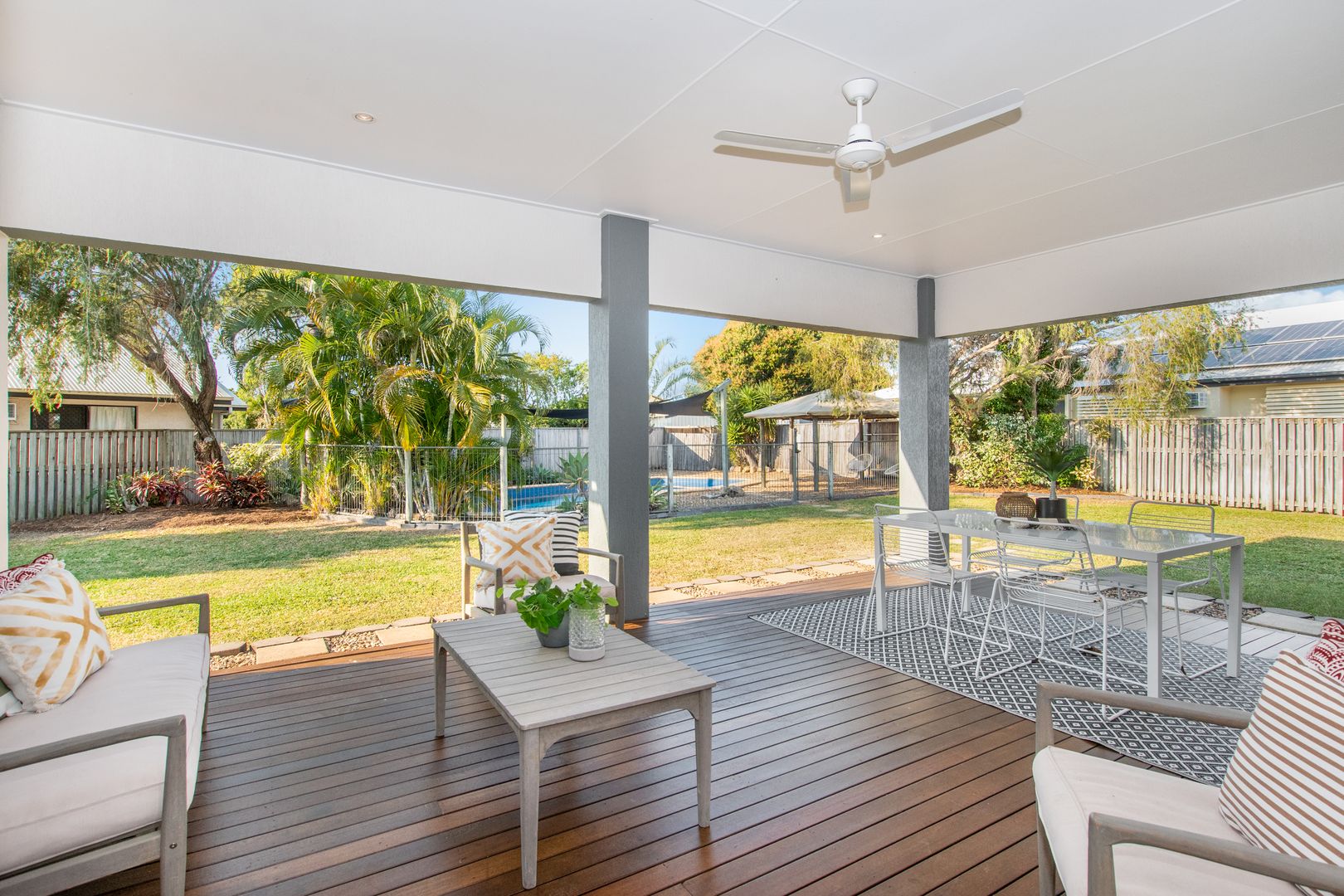 16 Woodwark Drive, Bushland Beach QLD 4818, Image 2