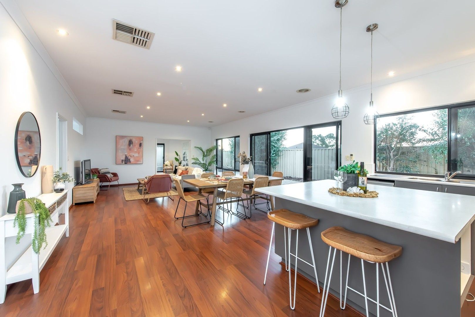 4 bedrooms House in 31 Sandringham Drive DARCH WA, 6065