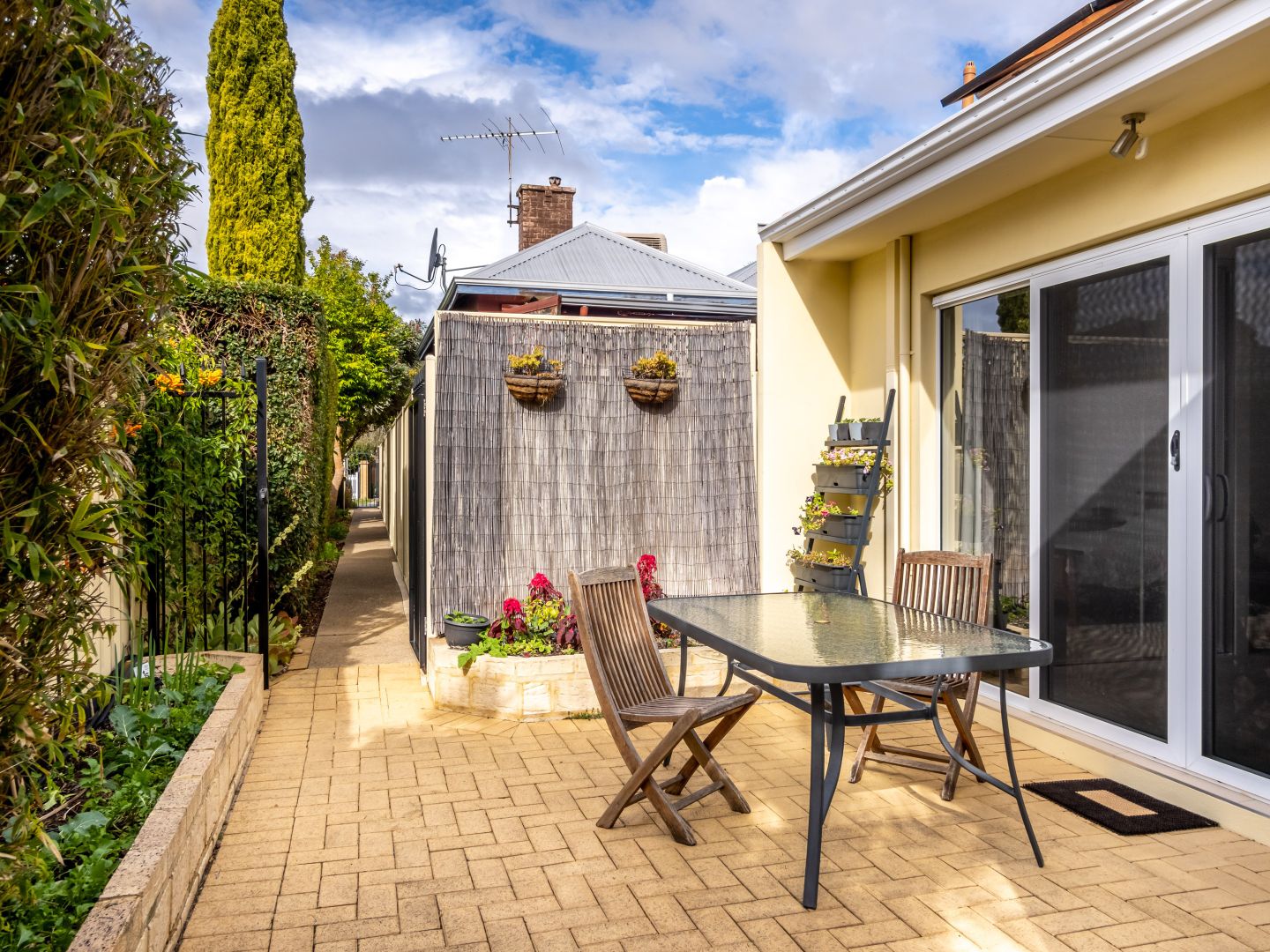 73A Dane Street, East Victoria Park WA 6101, Image 2