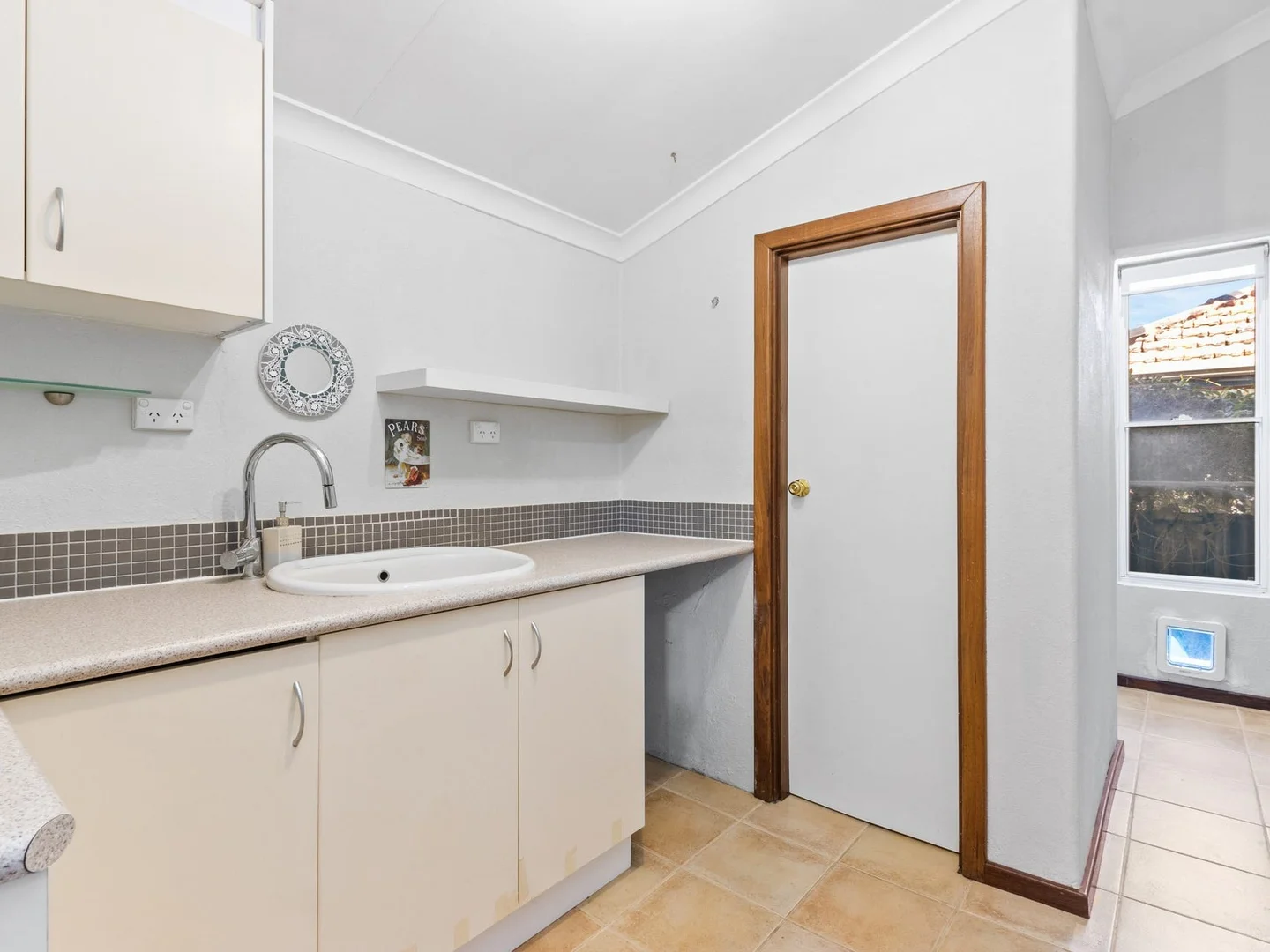 Additional image 16 of 32 Upton Street, St James WA 6102