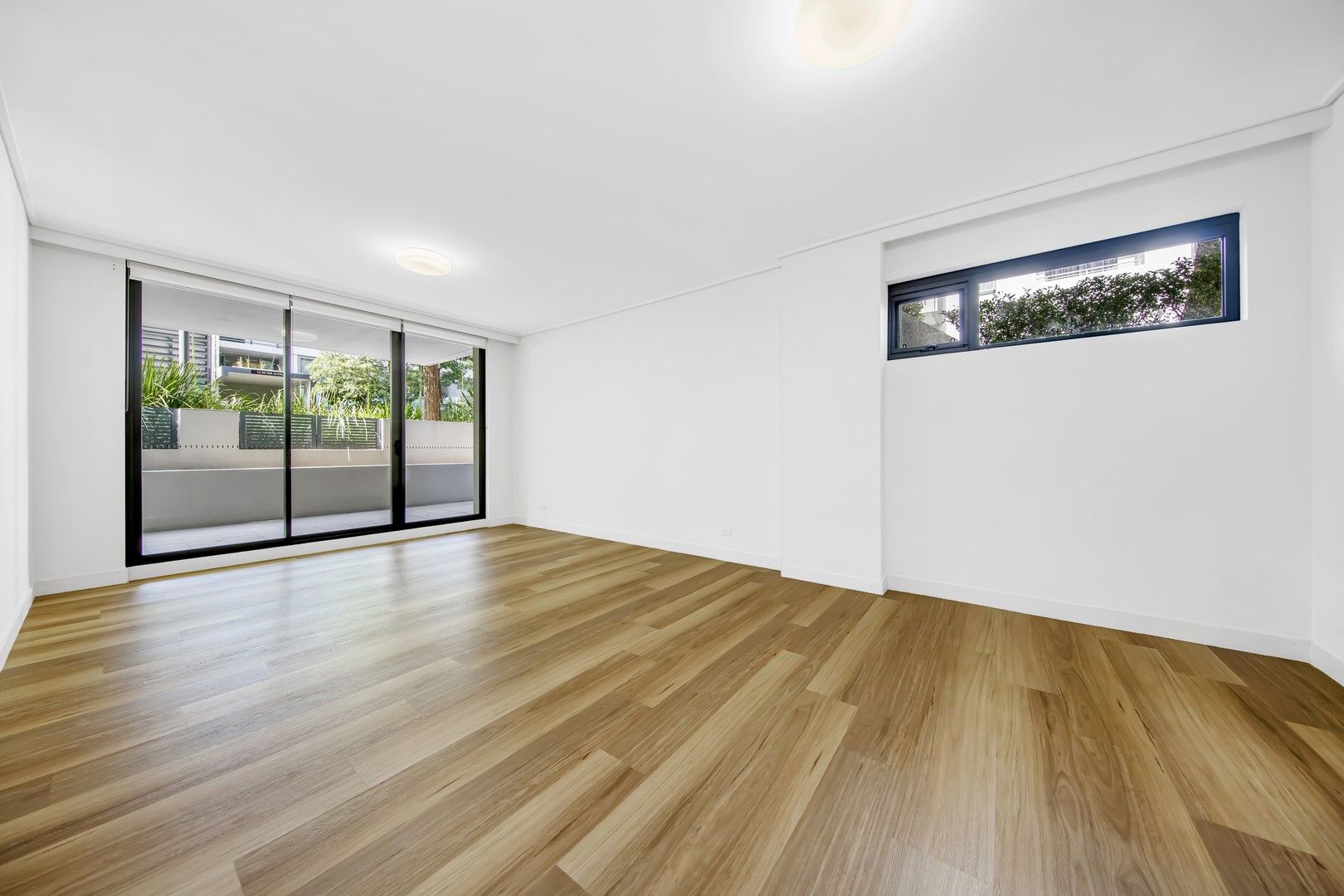 2 bedrooms Apartment / Unit / Flat in 207/19 Shoreline Drive RHODES NSW, 2138