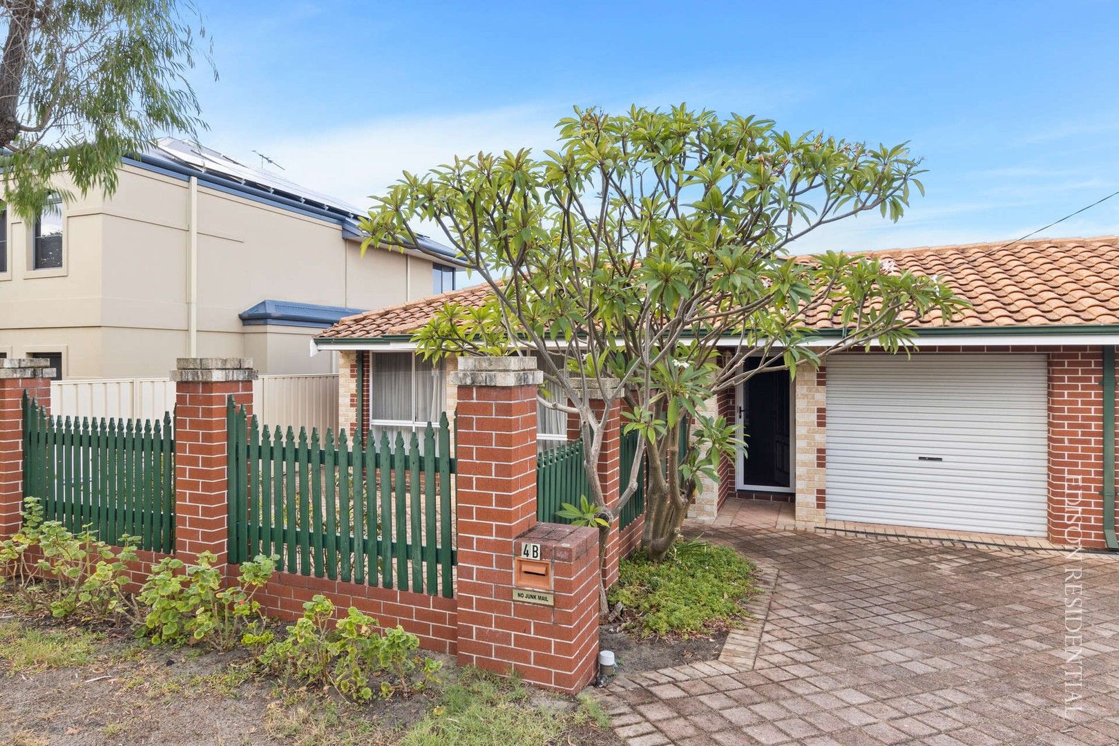 3 bedrooms Villa in 4B Vincent Road DIANELLA WA, 6059