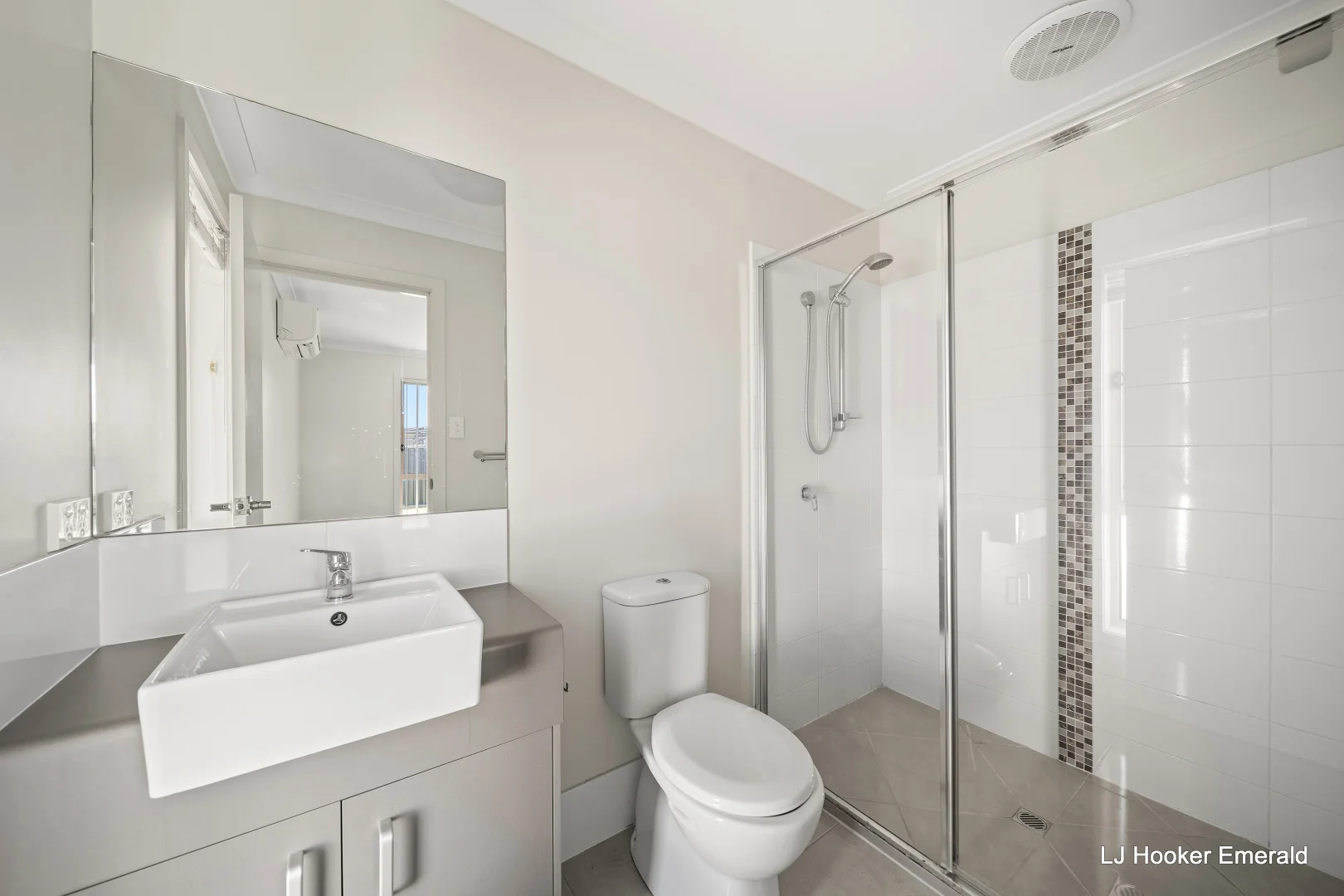 Additional image 16 of 3 Jade Street, Emerald QLD 4720